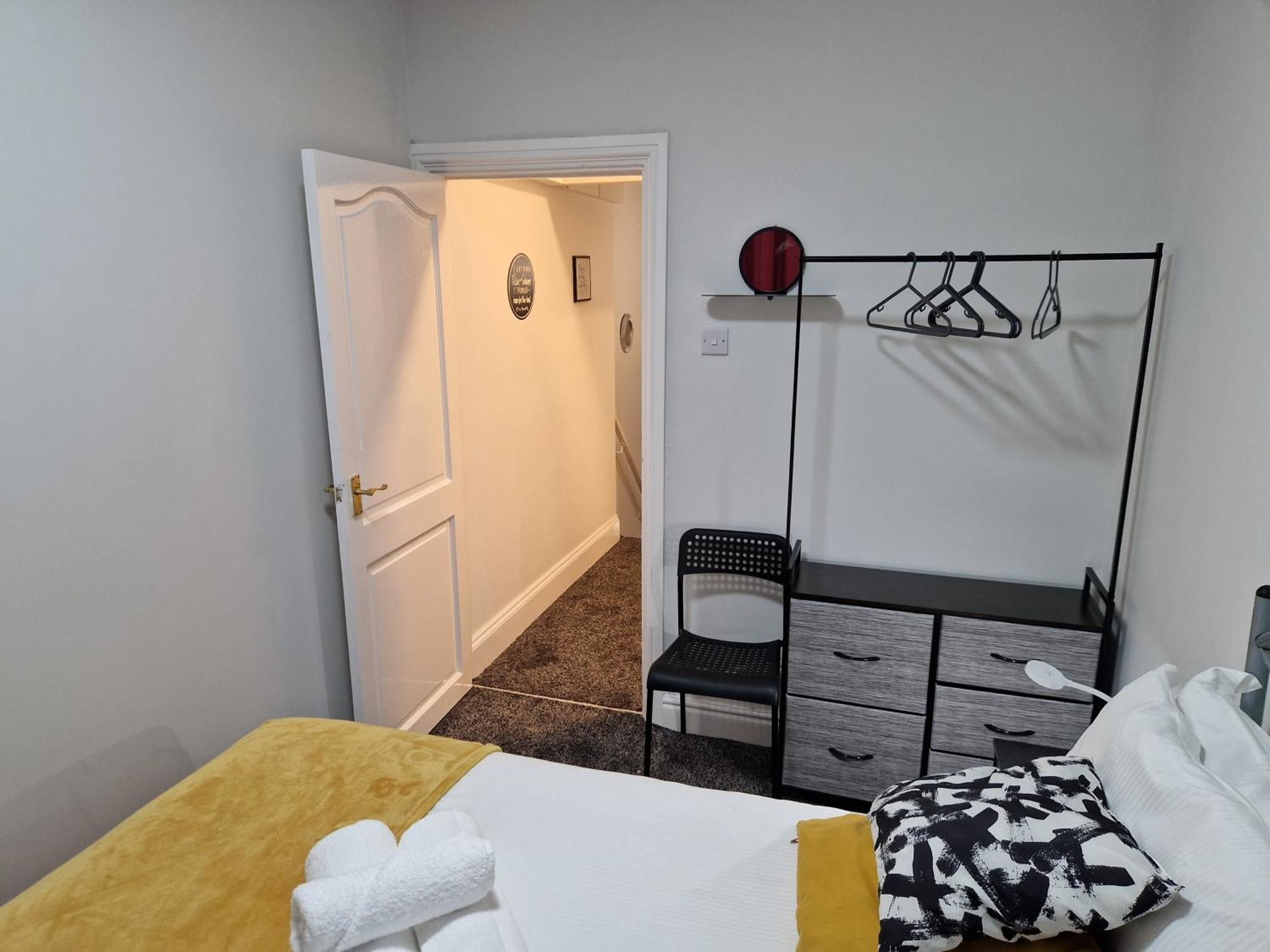 Birtley'S Diamond 3 Bed Apt, Sleeps 6 Guests Birtley  ภายนอก รูปภาพ